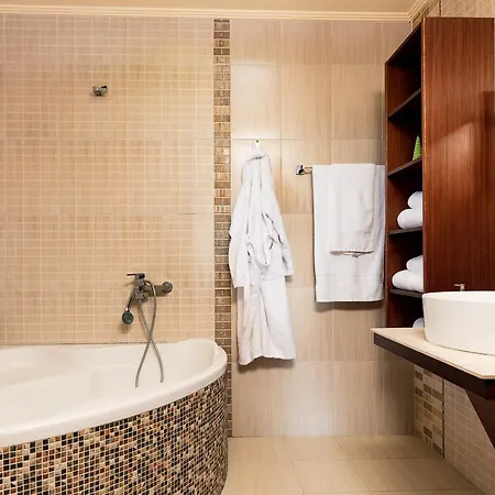 Fokas Luxury 프리노스